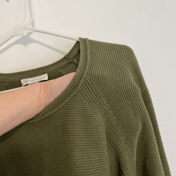 CHRISTOPHER & BANKS Crew Neck Sweater Button Cuff Olive Green 3/4 Sleeve Cotton - Picture 5 of 16